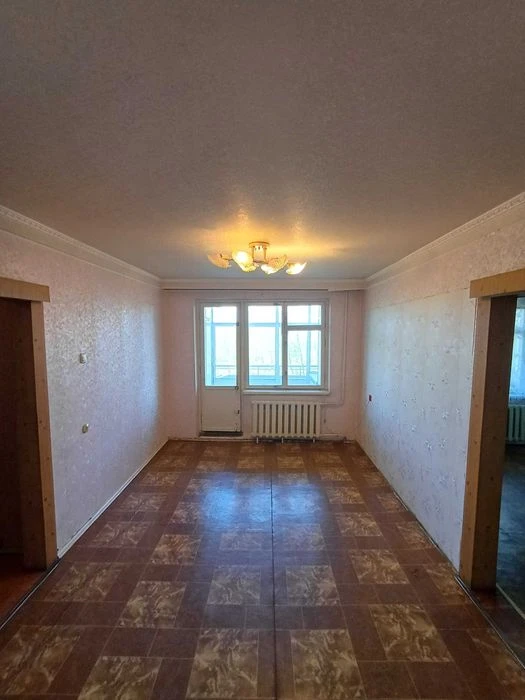 Продажа 3-комнатной набережной Победы 130 жм Побе