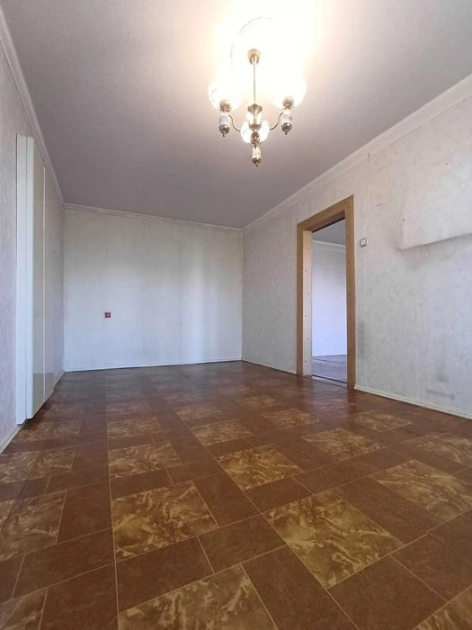 Продажа 3-комнатной набережной Победы 130 жм Побе