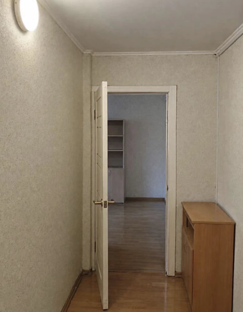 Продаж 2-к квартири на Оболоні Левка Лукʼяненка метро Мінськ