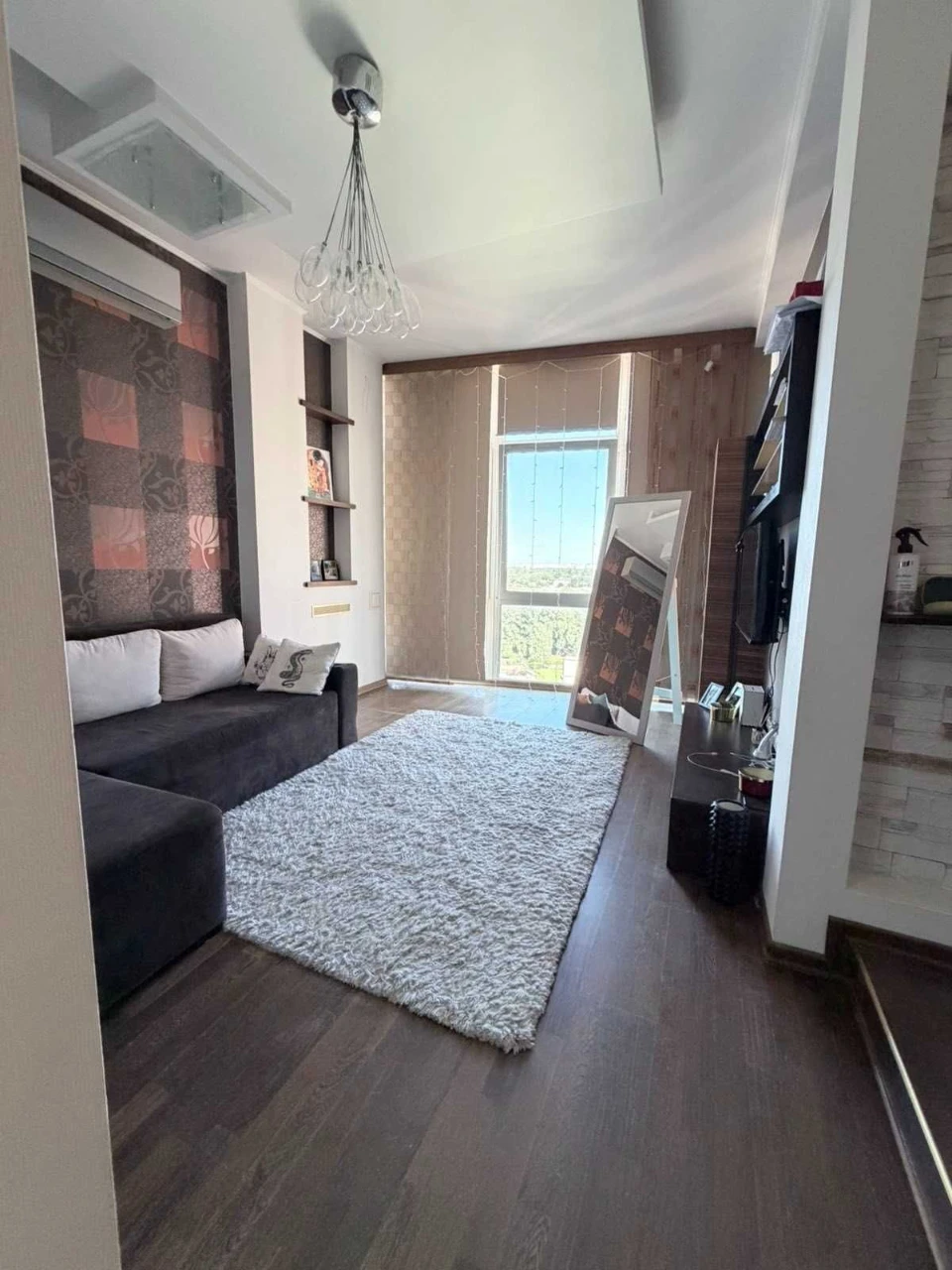продаж БЕЗ % кв 1кім 50м"2, на 13/ 25 пов ремонт безготівку
