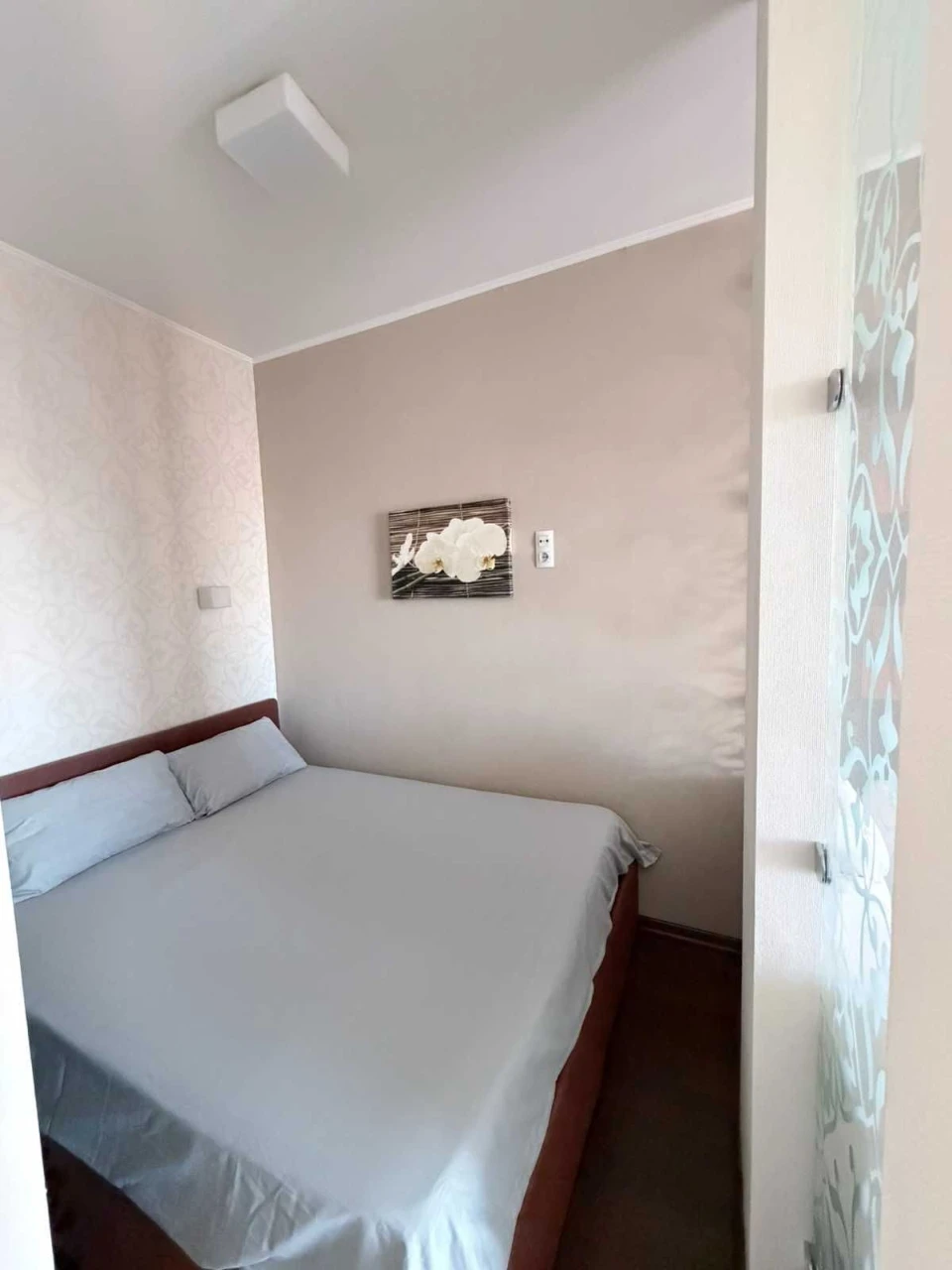 продаж БЕЗ % кв 1кім 50м"2, на 13/ 25 пов ремонт безготівку