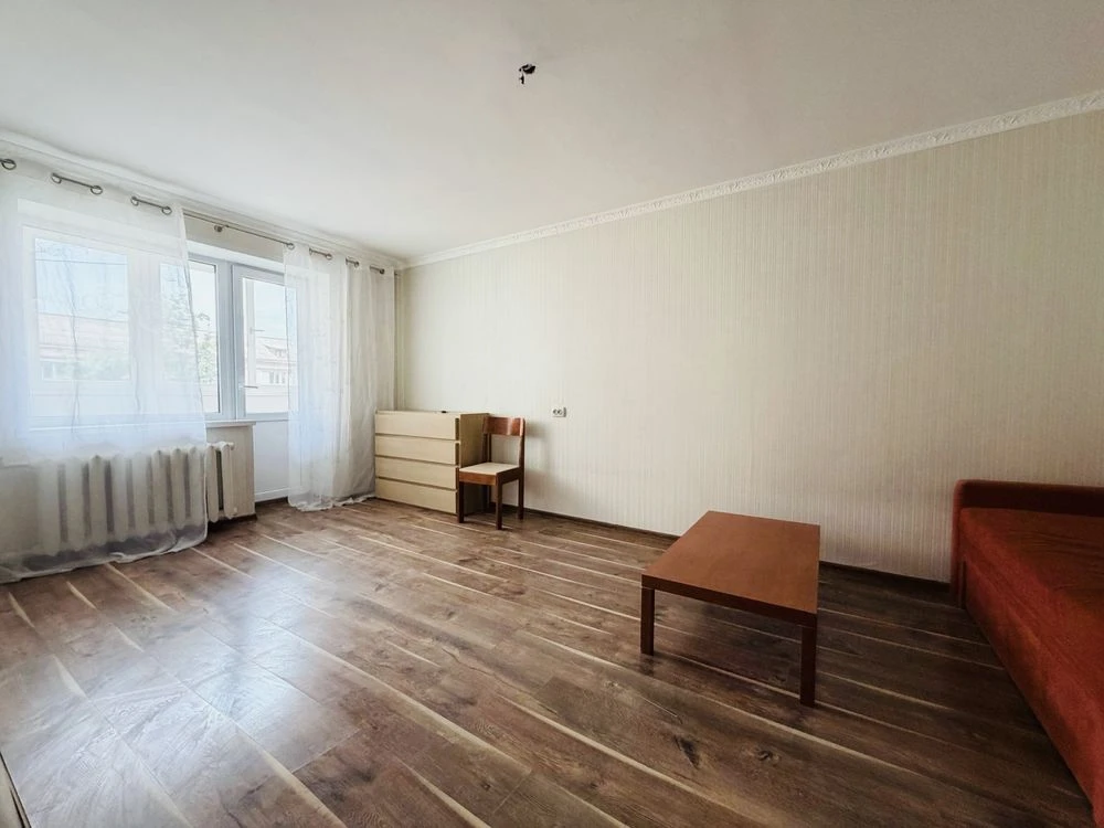 БЕЗ КОМІСІЇ, квартира з ремонтом, поруч з метро Дорогожичі,
