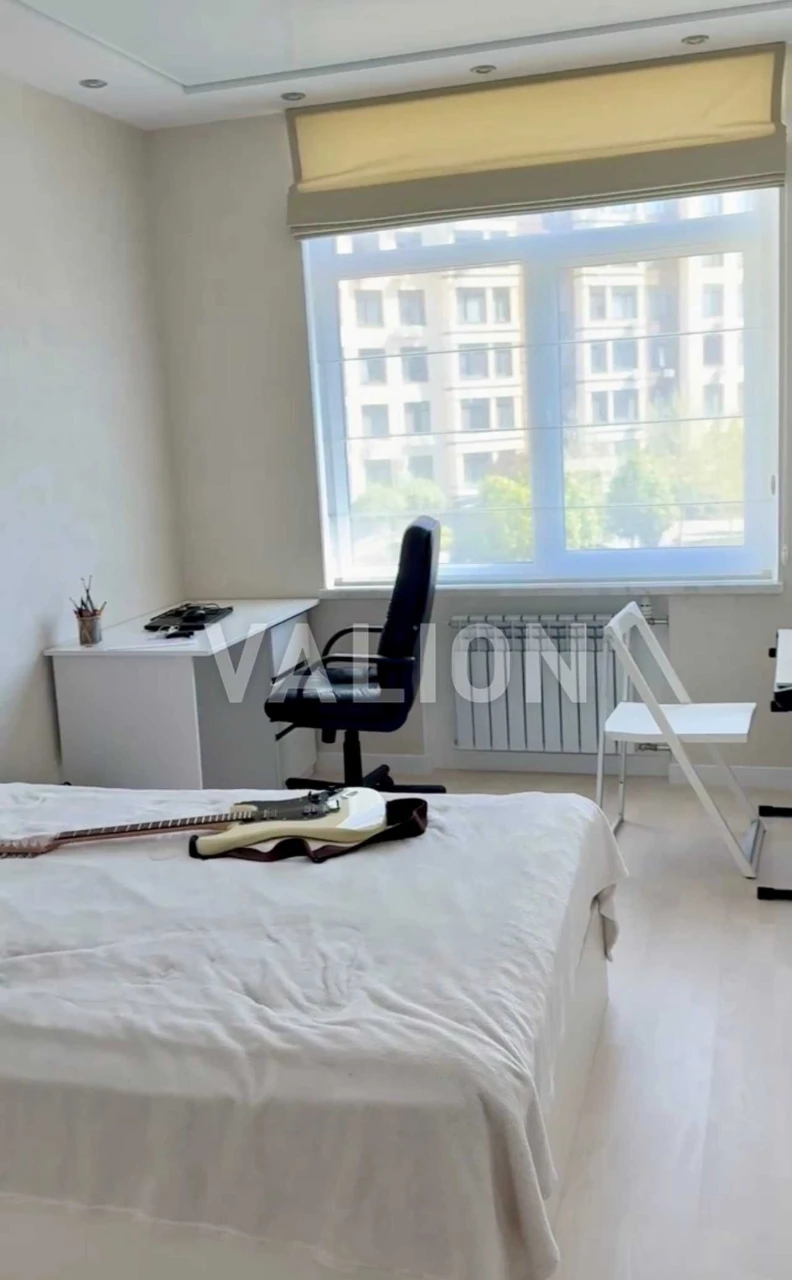 Продаж, без комісії: 3-кімнатна квартира 79м2 на зручному 2п
