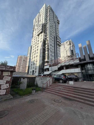 Продаж 2к, Метро позняки 3 хвилини, Срібнокільська 3а, Григо