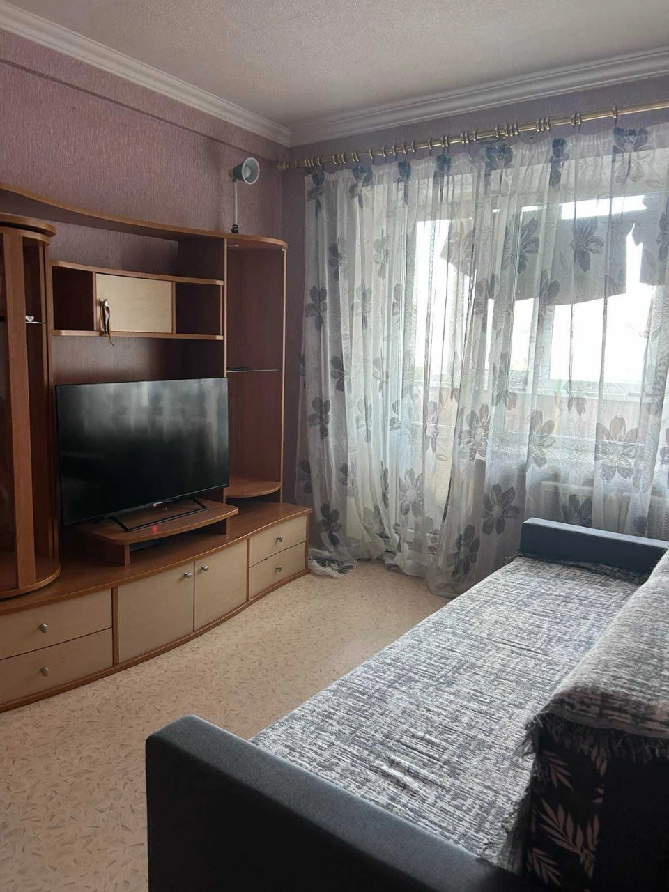 Продається 2-к квартира, центр, 2 хвилини від метро КПІ