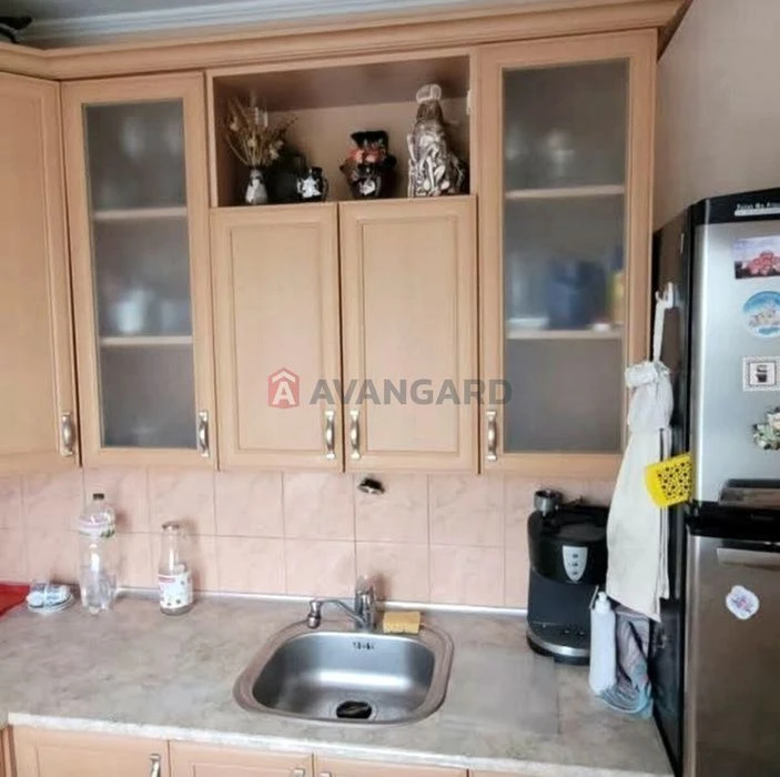 2-room apartment on Peremohy St. • 4th floor • Best location