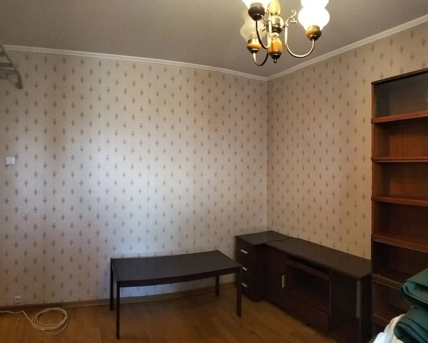 Продаж 3 кімнатної квартири біля м. Теремки!