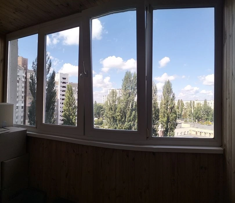Продаж 3 кімнатної квартири біля м. Теремки!