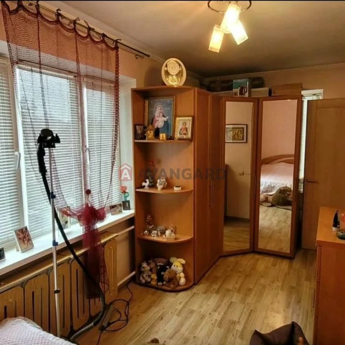 2-room apartment on Peremohy St. • 4th floor • Best location