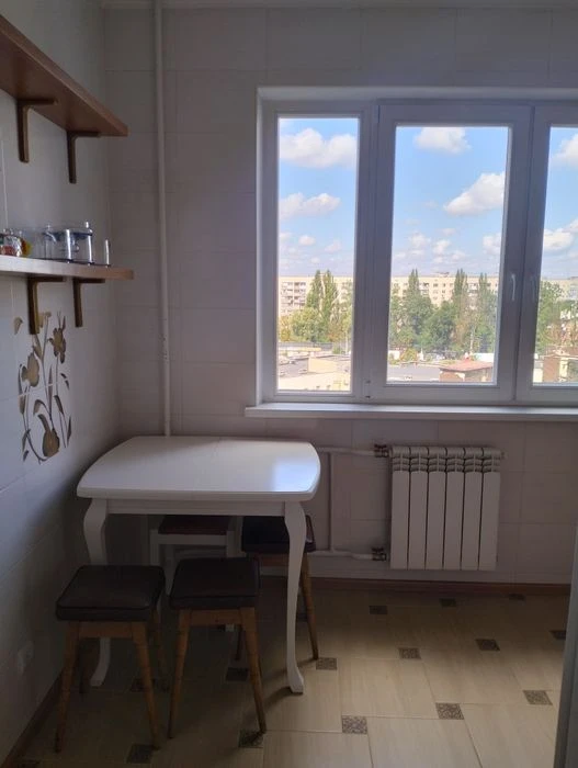 Продаж 3 кімнатної квартири біля м. Теремки!