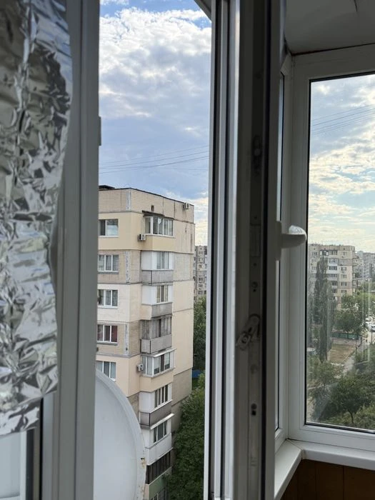 Без КОМІСІЇ для покупця ! Продається двохкімнатна квартира н