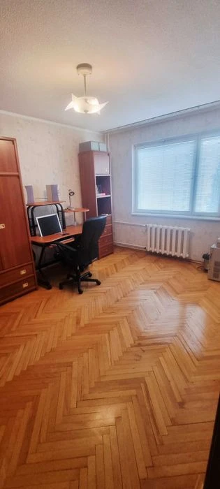 Затишна 3-кім. в одному з найприємніших куточків Києва - Кад