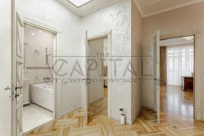 Продаж квартири, вул. Євгена Коновальця, Печерськ