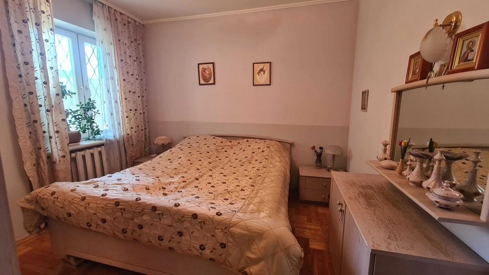 Квартира 3 кімната, м. Мінська, Л. Лук'яненка, 33/35