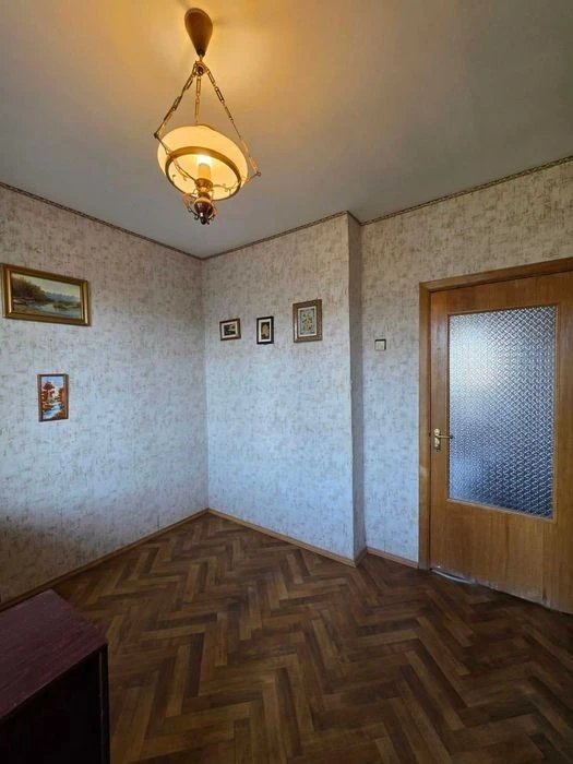 Продам 3х кім. квартиру, вул. Юлії Здановської, 29, Голосіїв