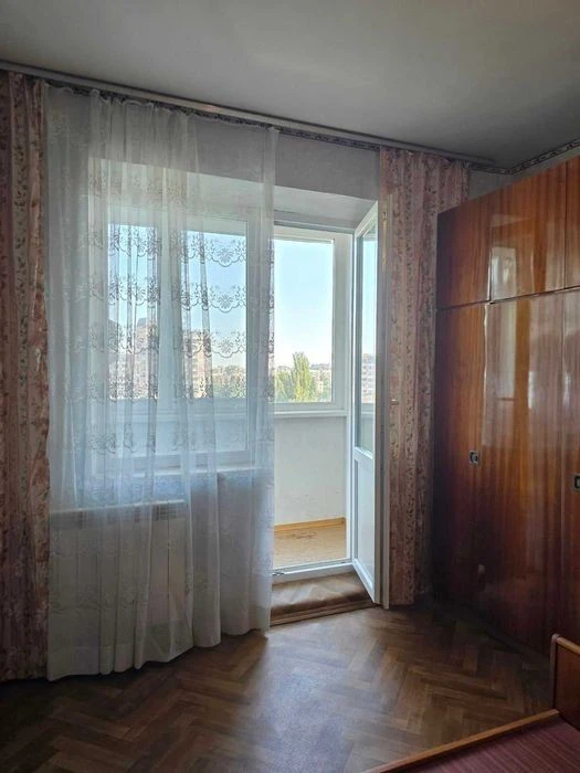Продам 3х кім. квартиру, вул. Юлії Здановської, 29, Голосіїв