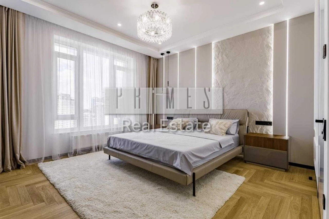 Продаж 3к квартири ремонт 100м2 Бульвар Фонтанів Іоанна Павл
