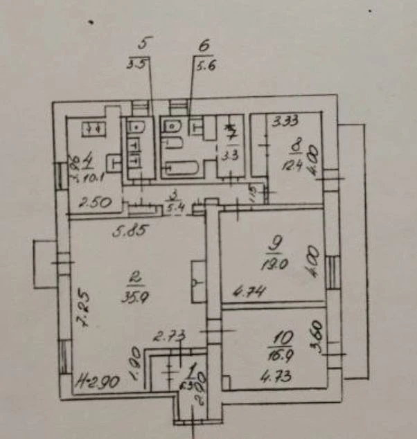 Продаж. 3к кв. Cталінка. 124м2. Ремонт. Поруч інститут МВ.