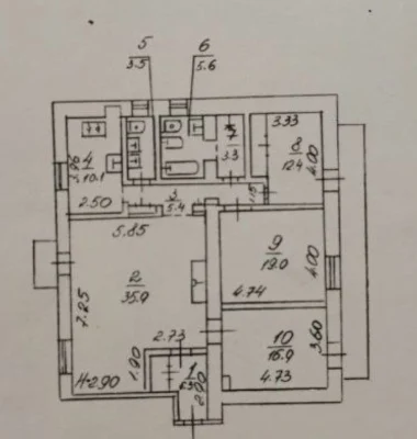 Продаж. 3к кв. Cталінка. 124м2. Ремонт. Поруч інститут МВ.