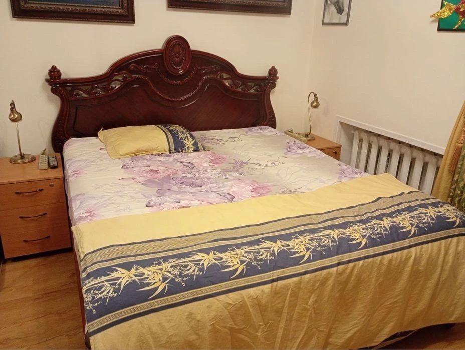 Продаж. 3к кв. Cталінка. 124м2. Ремонт. Поруч інститут МВ.