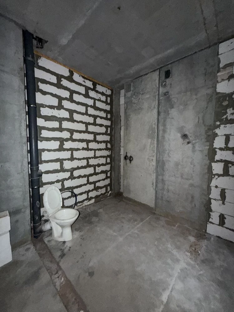 Квартира з терасою + паркінг, стеля 3м