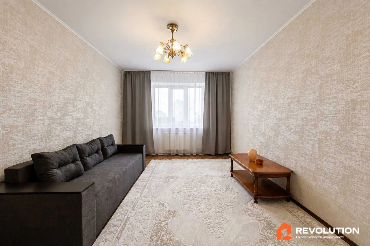 Без комісії. Продаж 3к квартири 70.9м2, вул.Тростянецька 3 Д