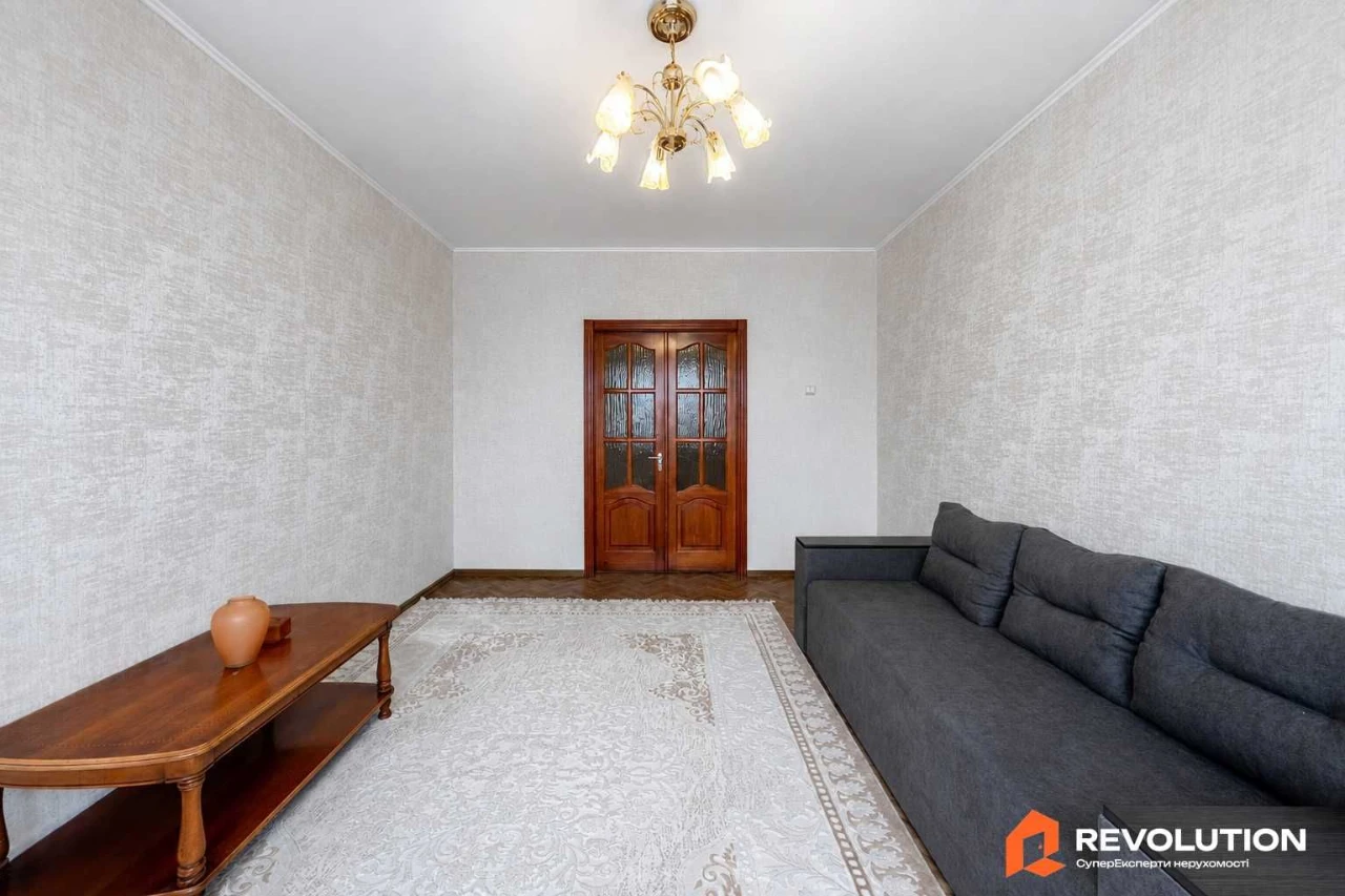 Без комісії. Продаж 3к квартири 70.9м2, вул.Тростянецька 3 Д