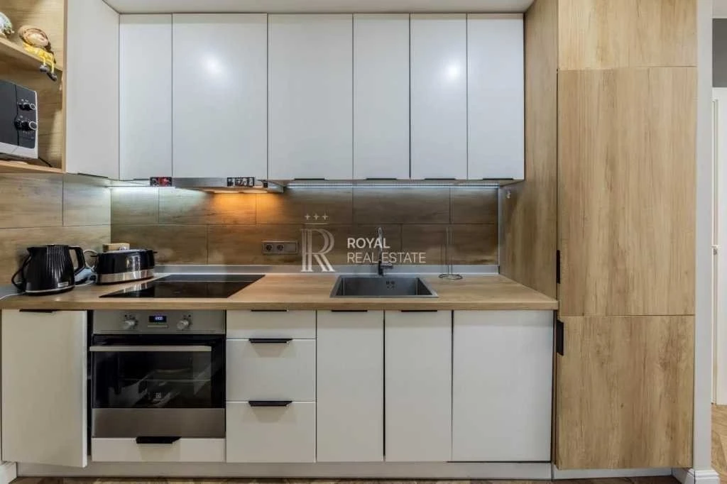 Sale of a 2-room apartment of 56.6 m², Metropolitan Vasily Li