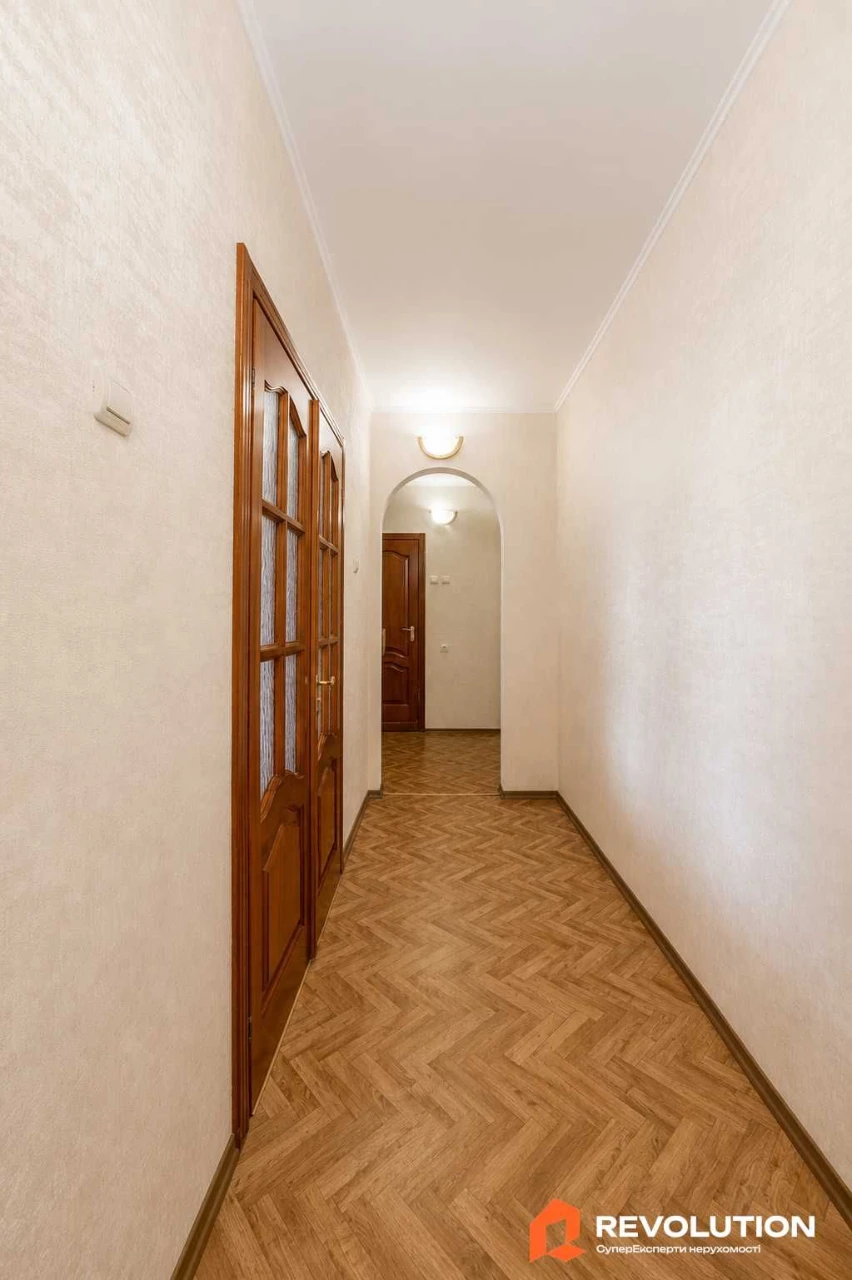 Без комісії. Продаж 3к квартири 70.9м2, вул.Тростянецька 3 Д