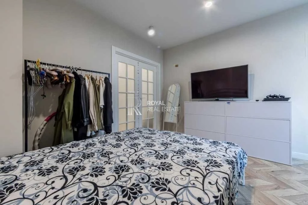 Sale of a 2-room apartment of 56.6 m², Metropolitan Vasily Li