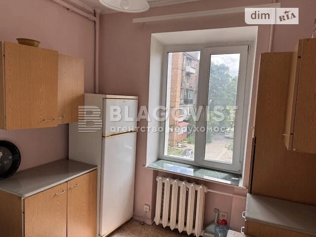 Продаж 2к квартири 48 кв. м на вул. Бульварно-Кудрявська 39/