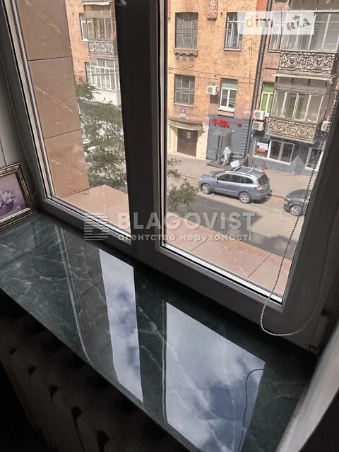 Продаж 2к квартири 48 кв. м на вул. Бульварно-Кудрявська 39/