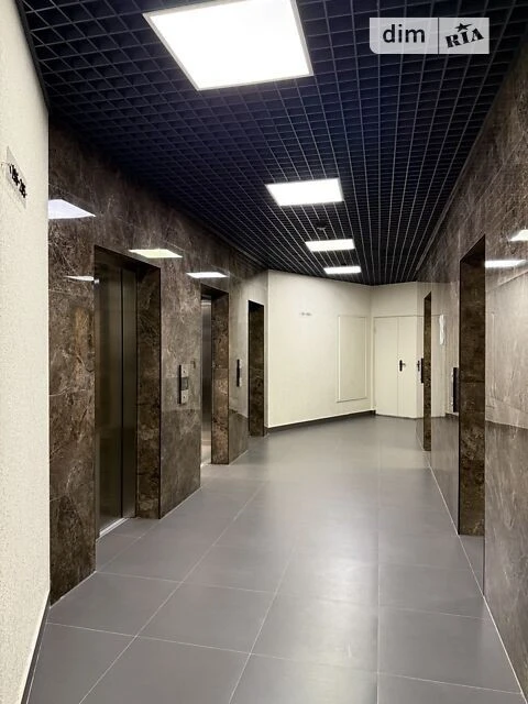Продаж 1к квартири 52.7 кв. м на просп. Берестейський 11 кор