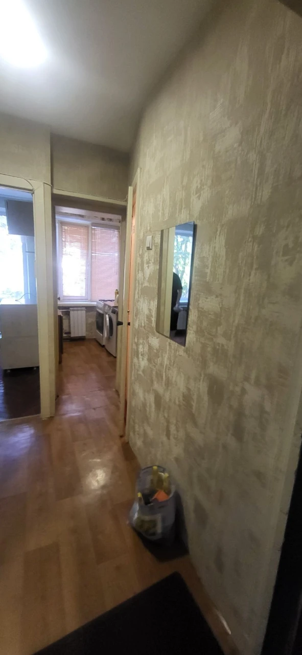 Продаж 1 кімнатної квартири на Севастопільский пл.торг