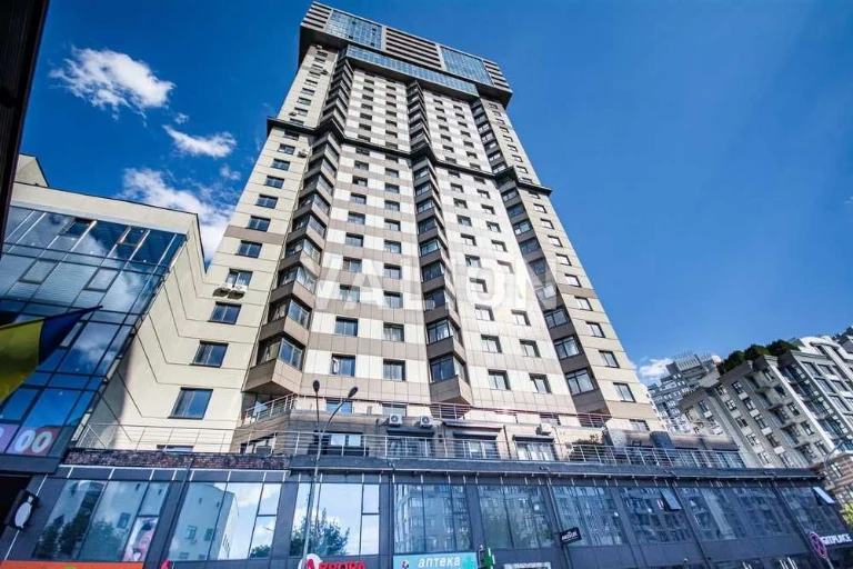 Без % Продажа 2-комн квартиры с террасой, Печерск, ул. Андре