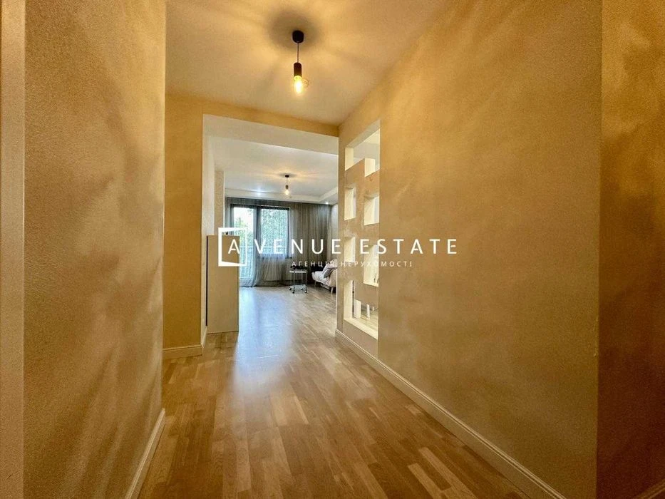WITHOUT% Urgent Sale 3-room apartment 100m2 Park Avenue | Pa