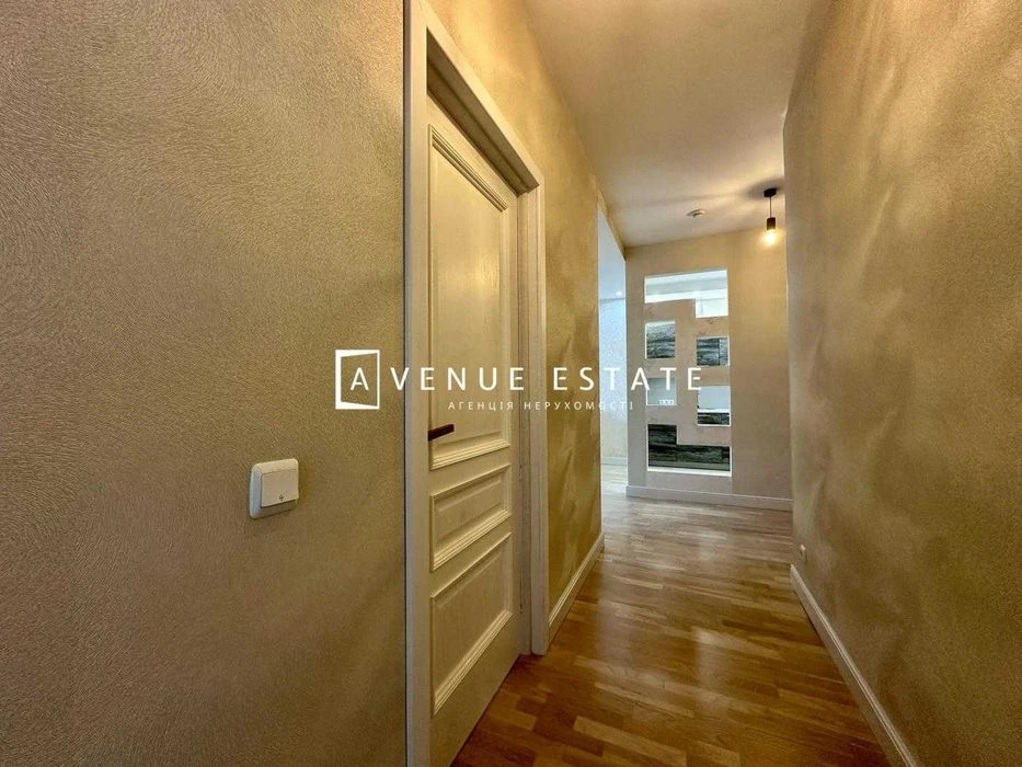 WITHOUT% Urgent Sale 3-room apartment 100m2 Park Avenue | Pa