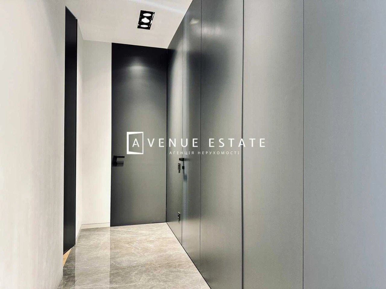 WITHOUT% Sale of 3-room apartment 85m2 Park Avenue VIP Demiivs St.
