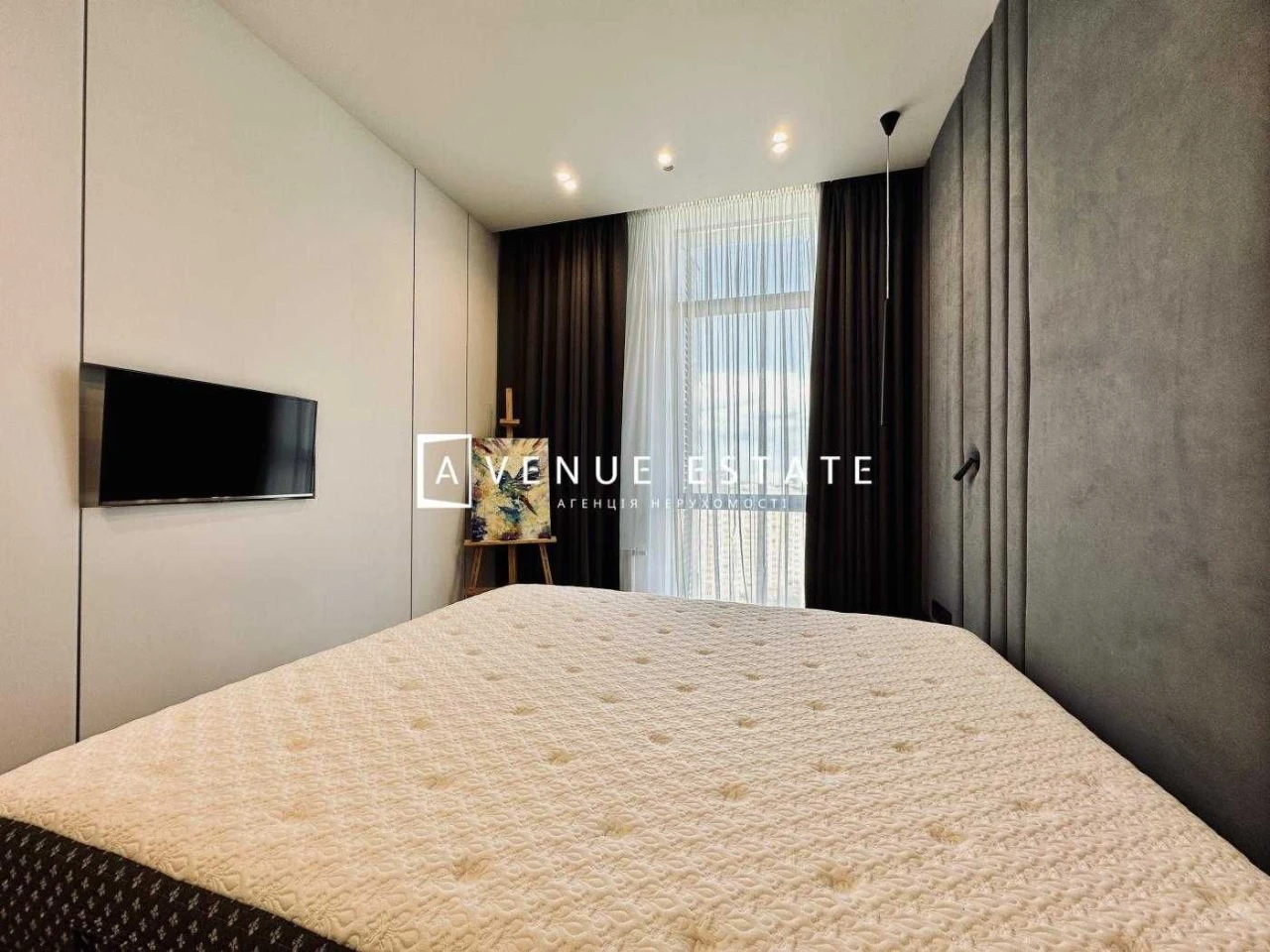 WITHOUT% Sale of 3-room apartment 85m2 Park Avenue VIP Demiivs St.