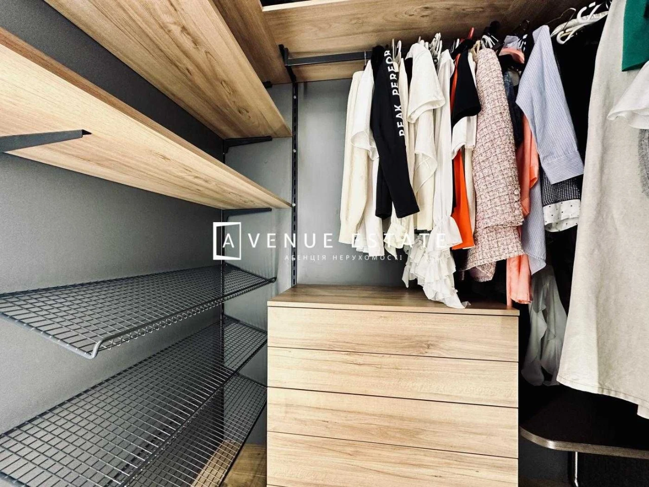 WITHOUT% Sale of 3-room apartment 85m2 Park Avenue VIP Demiivs St.