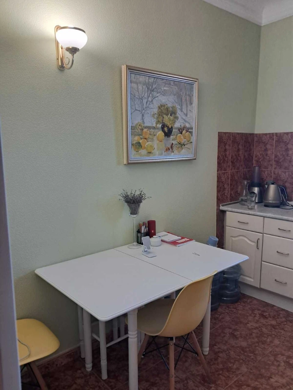 One-bedroom apartment with a view for sale in the city center, B. Zhitomirskaya Street