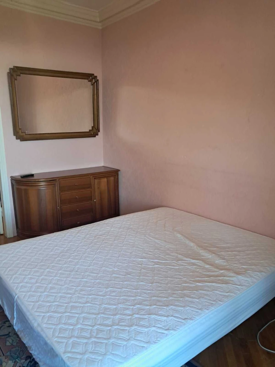 One-bedroom apartment with a view for sale in the city center, B. Zhitomirskaya Street