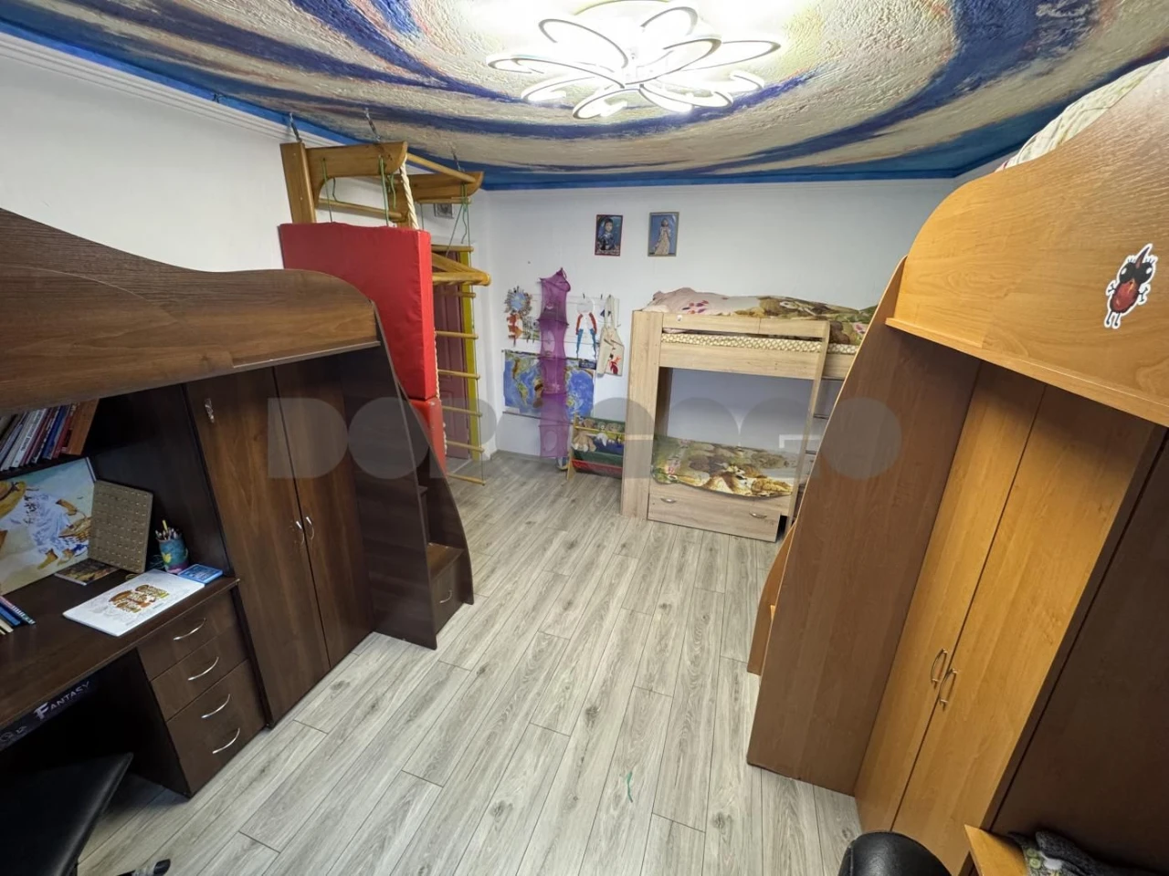 Продажа: 4-комнатная квартира 85кв.м. на ул. Оноре де Бальзак