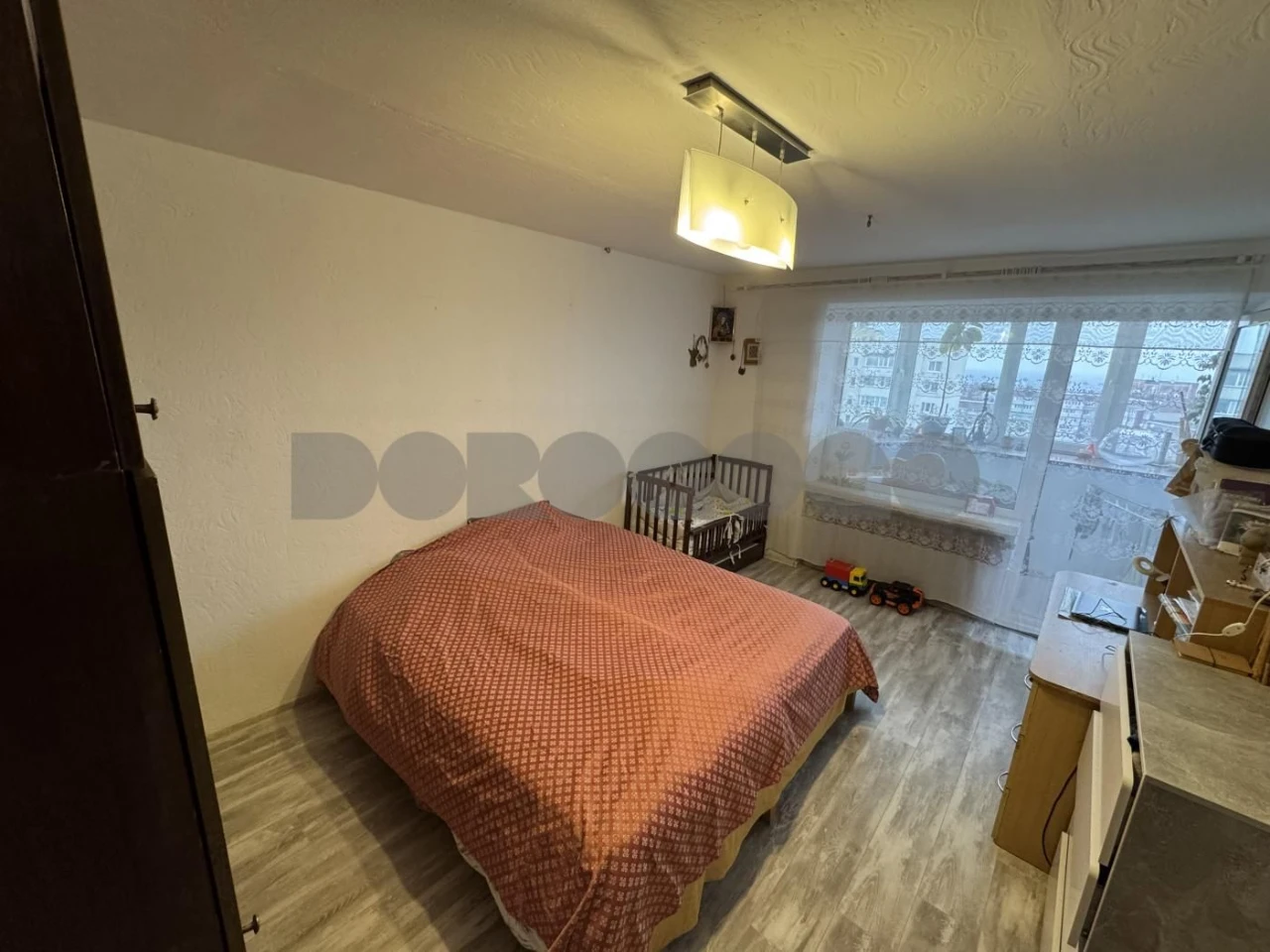 Продажа: 4-комнатная квартира 85кв.м. на ул. Оноре де Бальзак