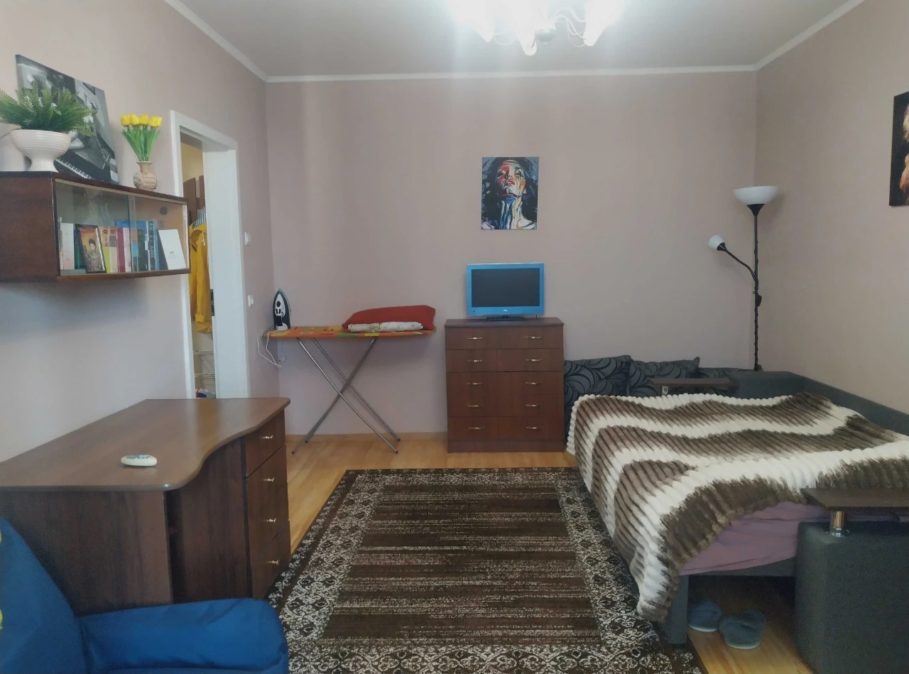 БЕЗ комісійних ПРОДАЖ 1-к. квартири 42,5м2  ТРОЄЩИНА Бальзак