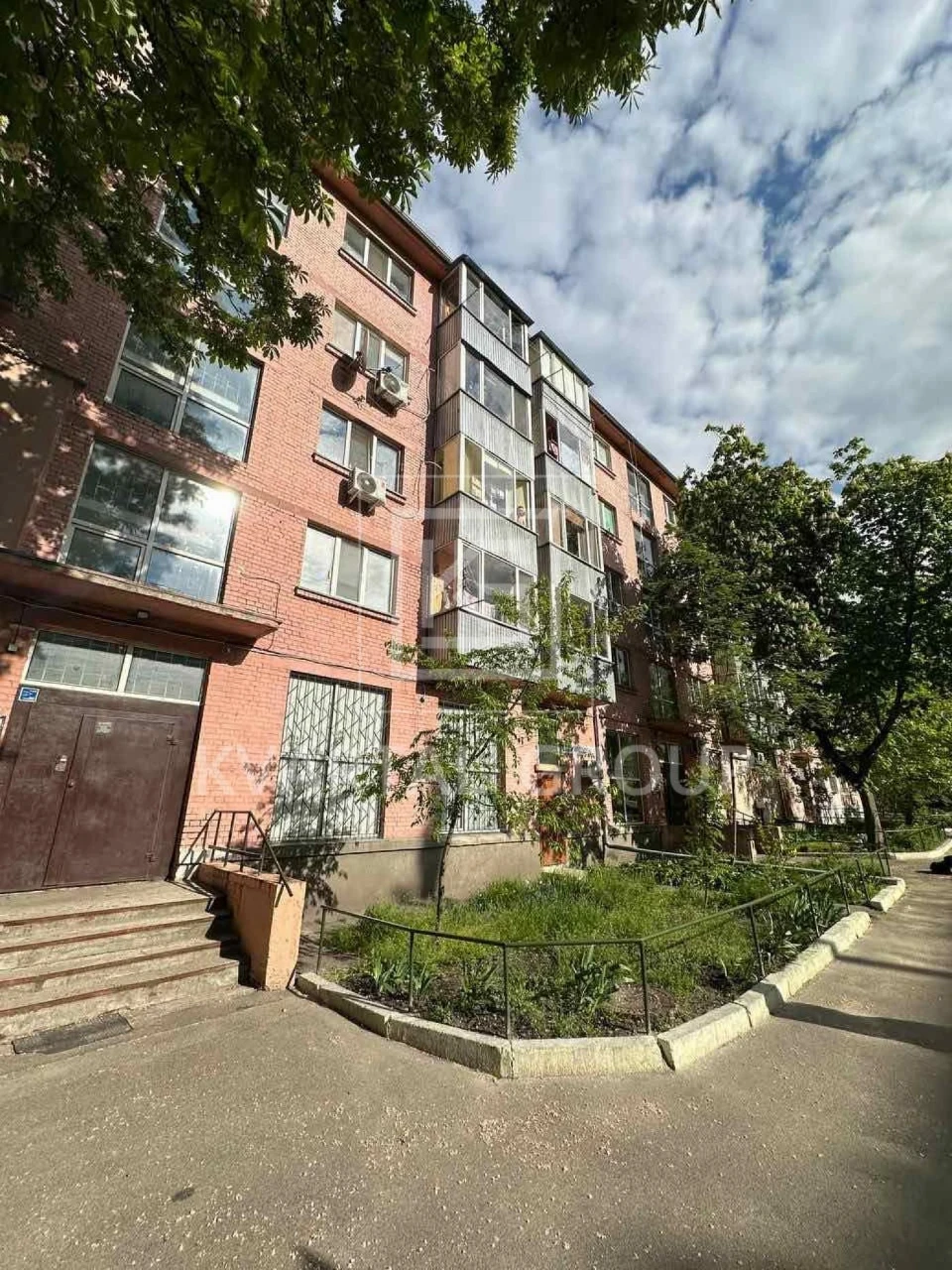 2 кімнатна квартира, Київ,житловий стан