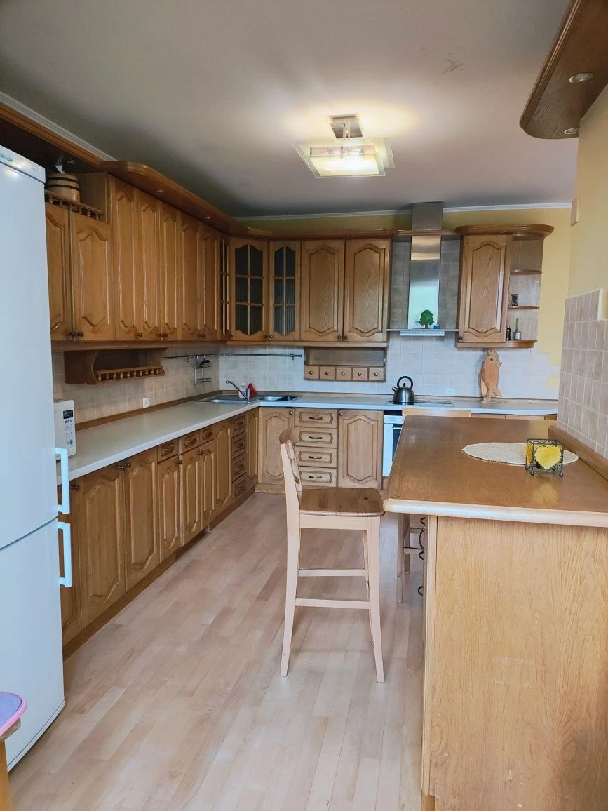 Продам 4 к.квартиру Святошинський р-н Відпочинку Котельников
