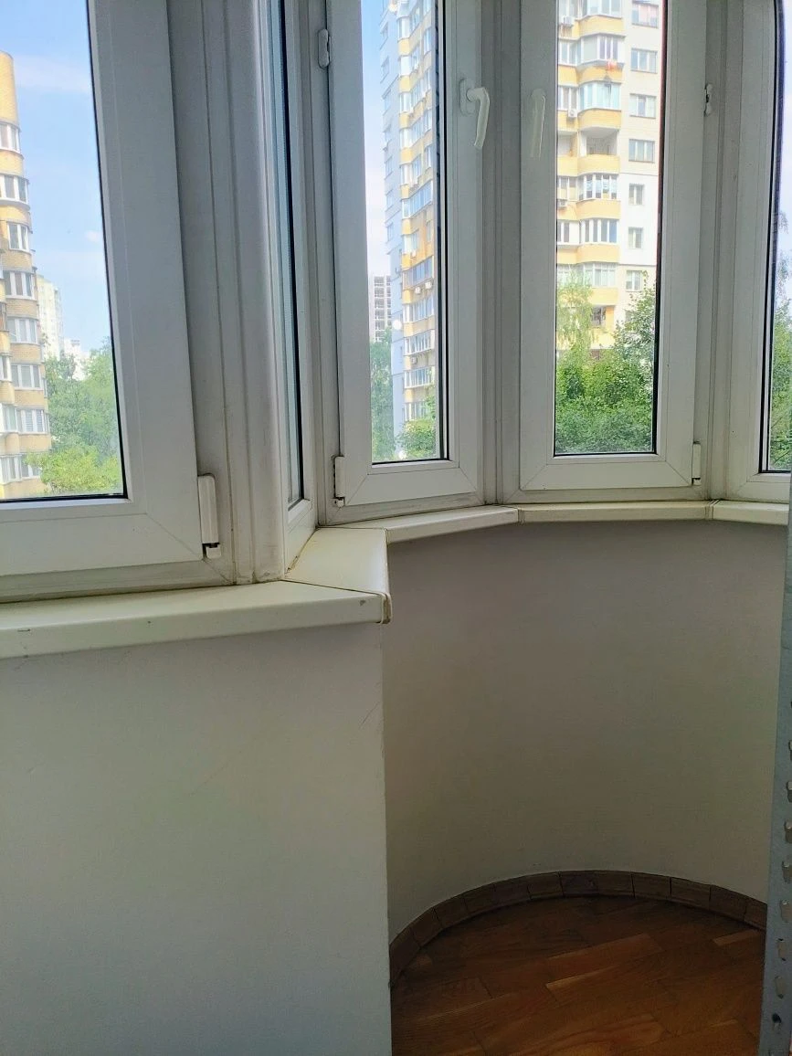 Продам 4 к.квартиру Святошинський р-н Відпочинку Котельников