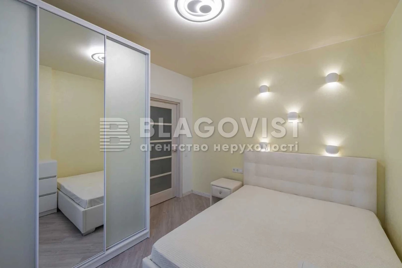 Без %. Продам 2х кім 59м2 ЖК Медовий, вул. Кадецький Гай 10.