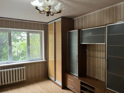 3 rooms, 70m2, 3rd floor, Heroiv Dnipra, 1m2 = 1200 USD